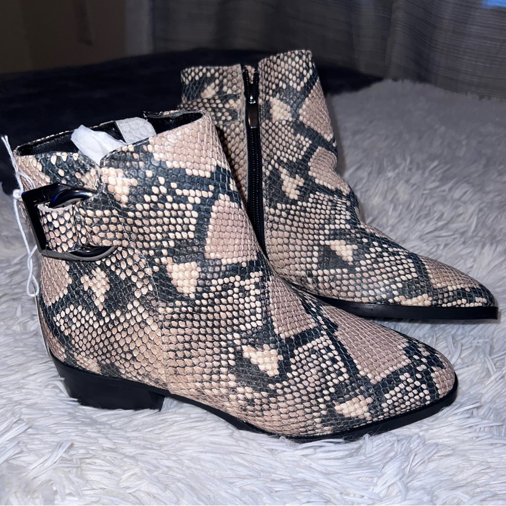 NWT Snakeskin Booties - Picture 3 of 6